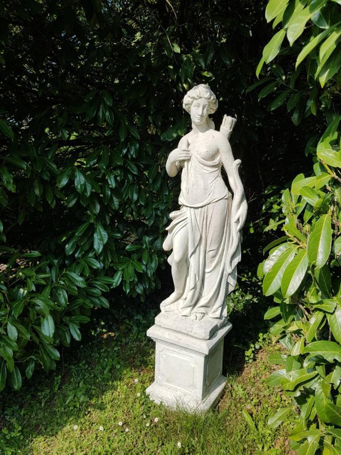 Chateau De La Rose Cluis 외부 사진